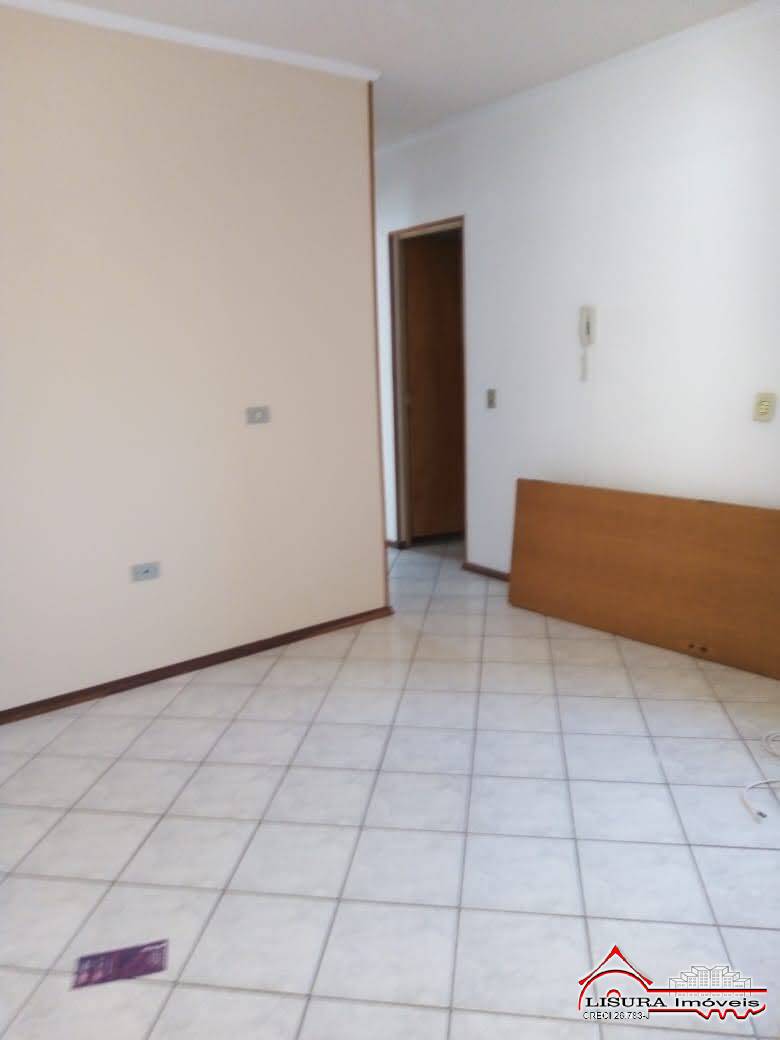 Apartamento à venda com 2 quartos, 50m² - Foto 2