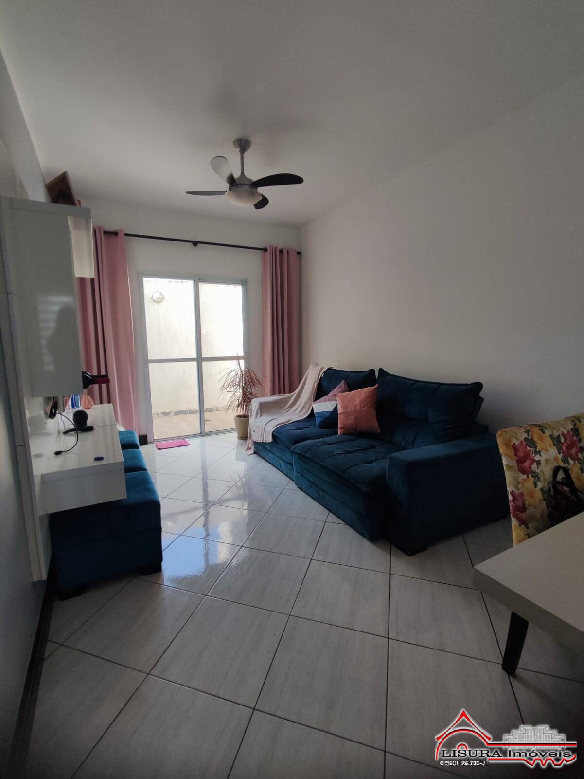 Casa de Condomínio à venda com 3 quartos, 91m² - Foto 1