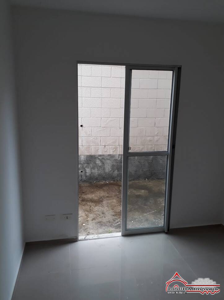 Apartamento à venda com 2 quartos, 45m² - Foto 1