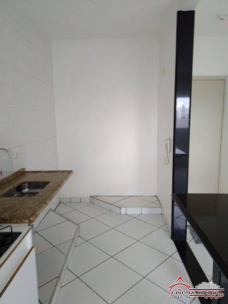 Apartamento para alugar com 2 quartos, 55m² - Foto 6