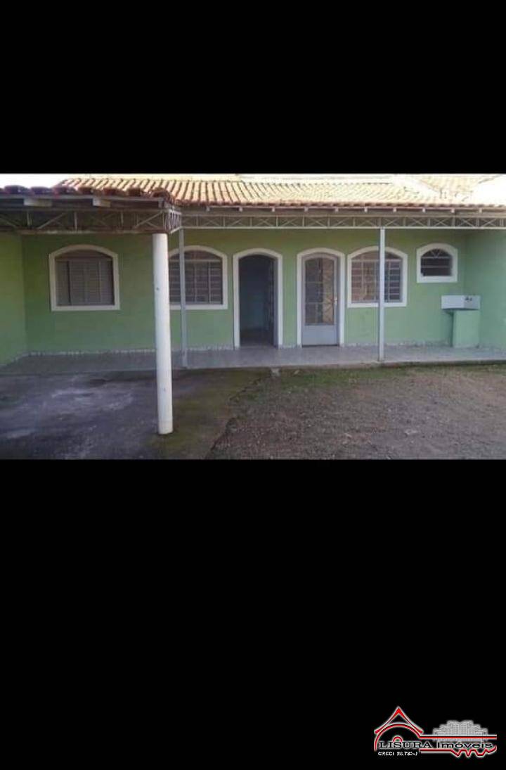 Casa à venda com 1 quarto, 250m² - Foto 2