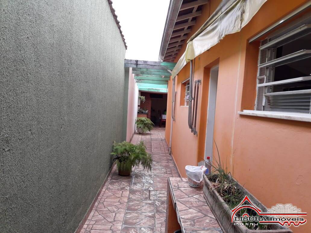 Casa à venda com 2 quartos, 200m² - Foto 13