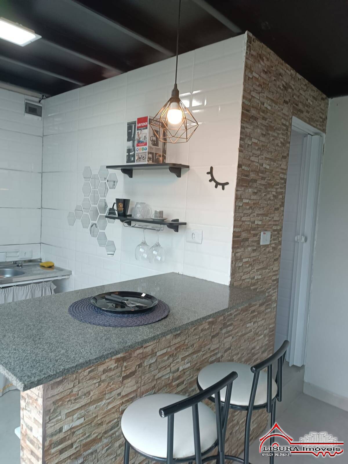 Casa para alugar com 1 quarto, 37m² - Foto 4