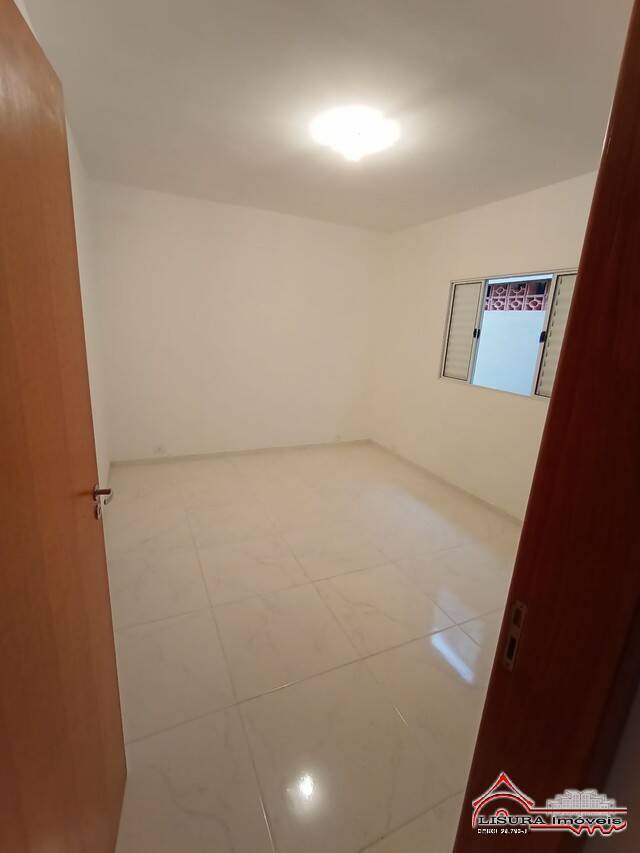 Casa à venda com 2 quartos, 92m² - Foto 11