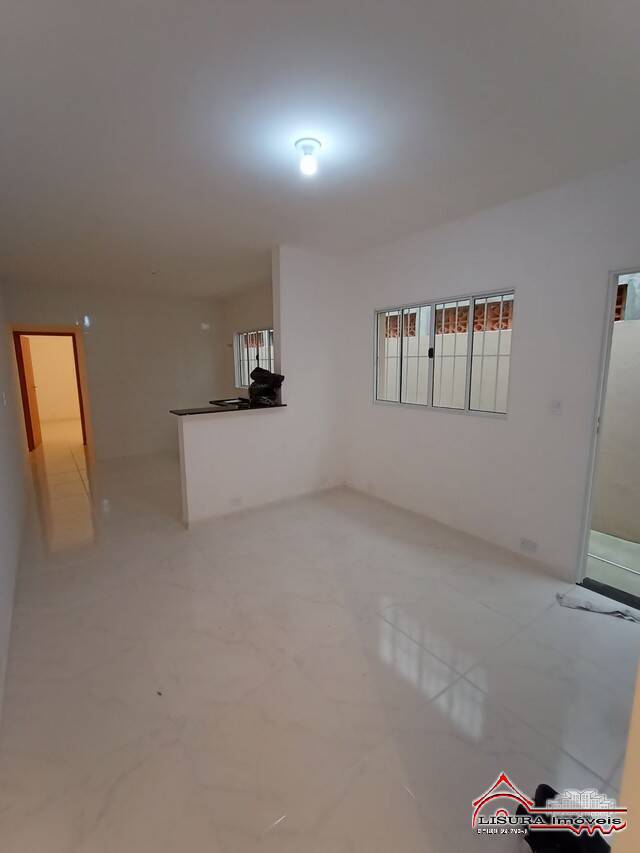 Casa à venda com 2 quartos, 92m² - Foto 5