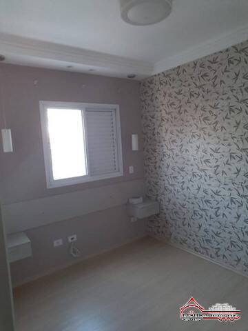 Apartamento à venda com 2 quartos, 65m² - Foto 3