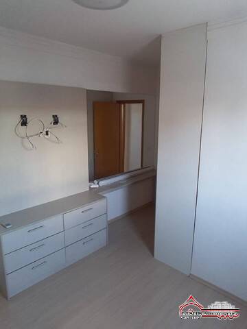 Apartamento à venda com 2 quartos, 65m² - Foto 5