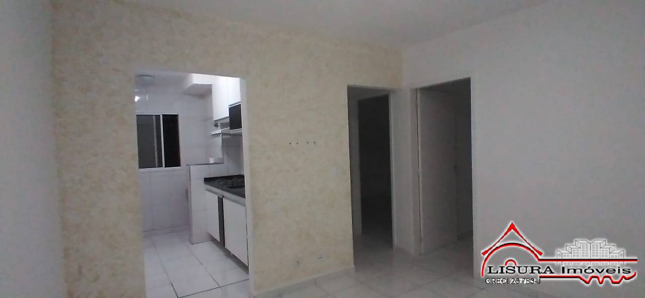 Apartamento à venda com 2 quartos, 45m² - Foto 3