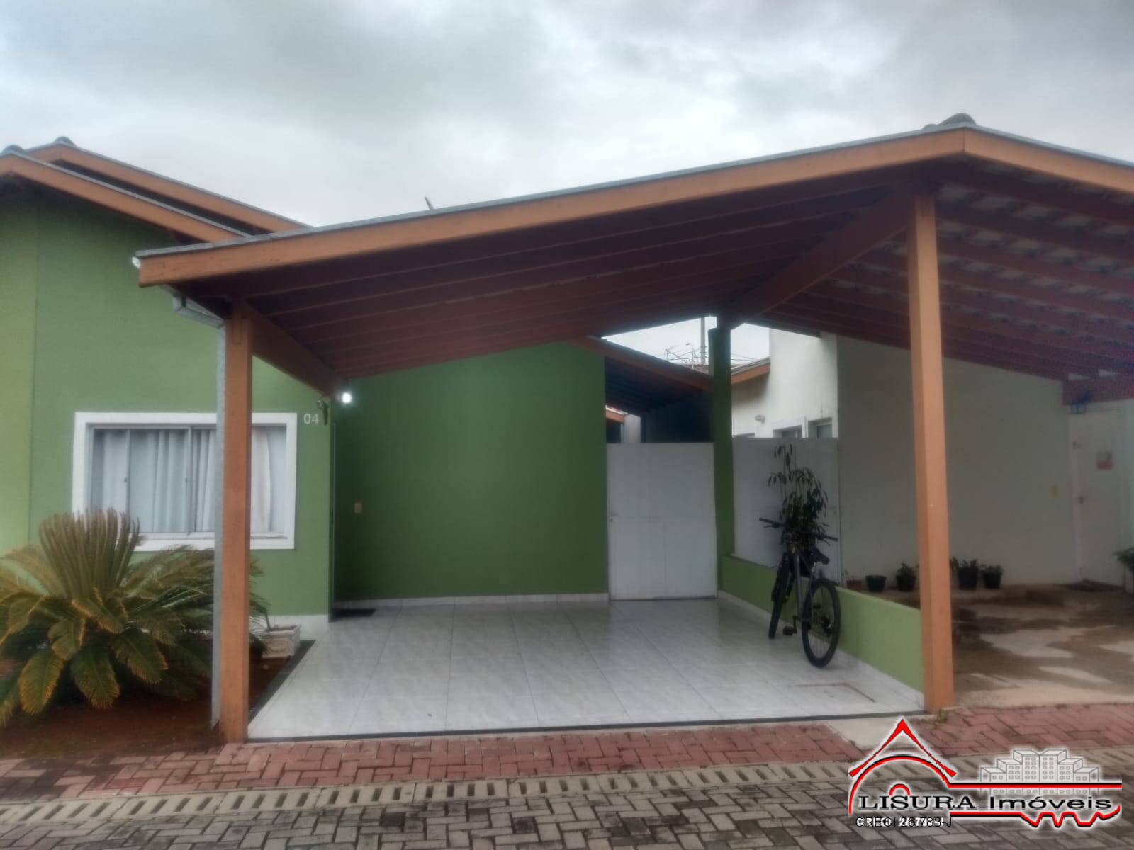 Casa de Condomínio à venda com 3 quartos, 90m² - Foto 2