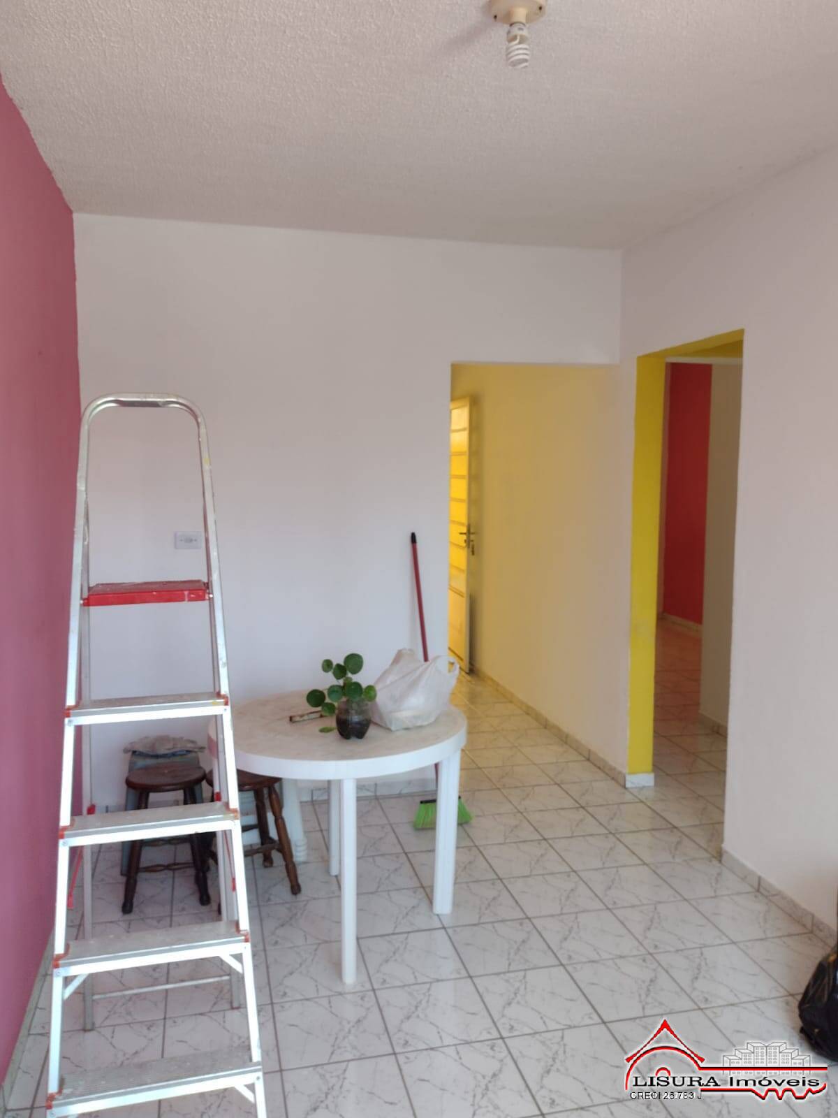 Casa de Condomínio à venda com 2 quartos, 50m² - Foto 2