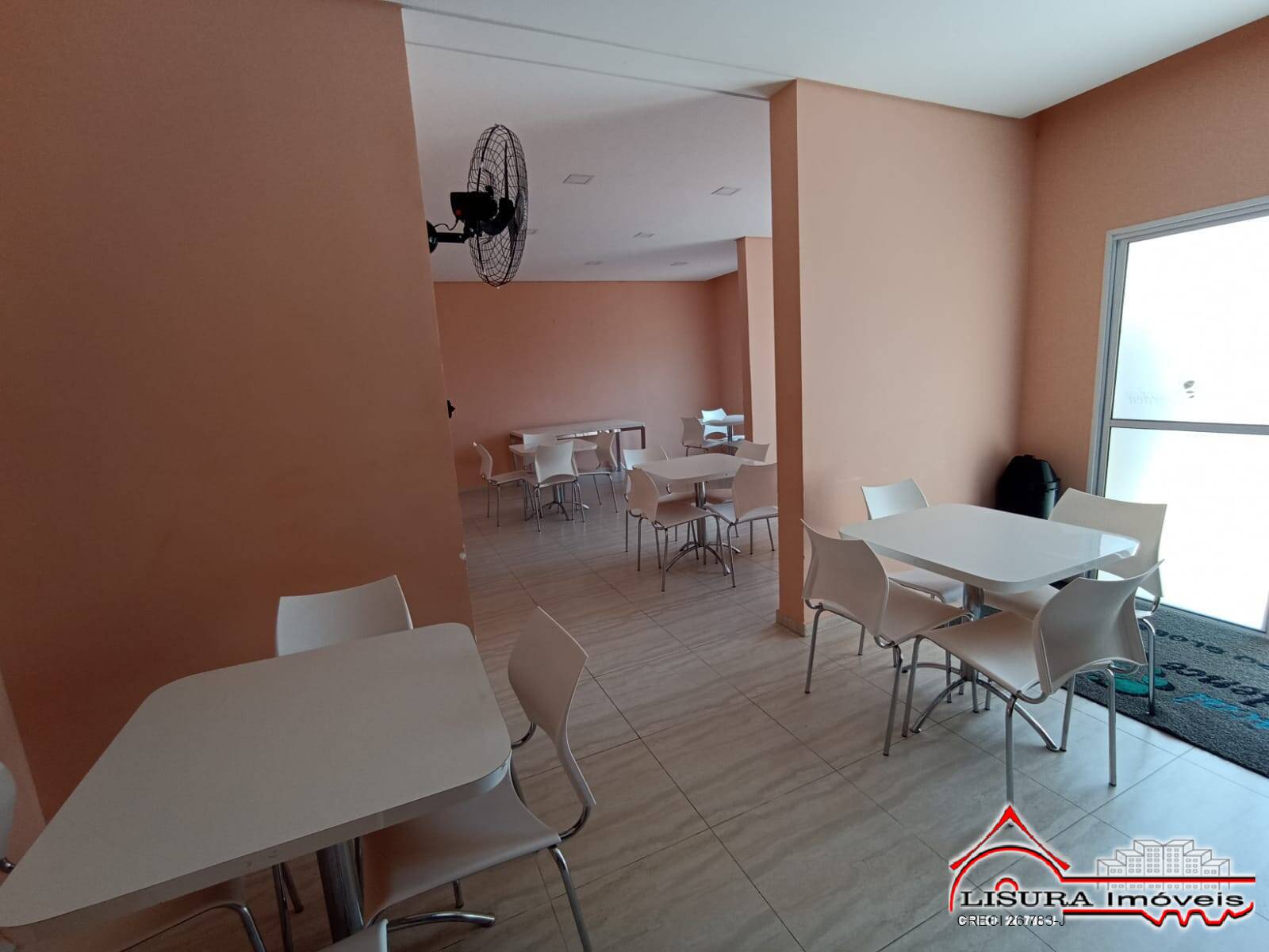 Apartamento à venda com 2 quartos, 66m² - Foto 17