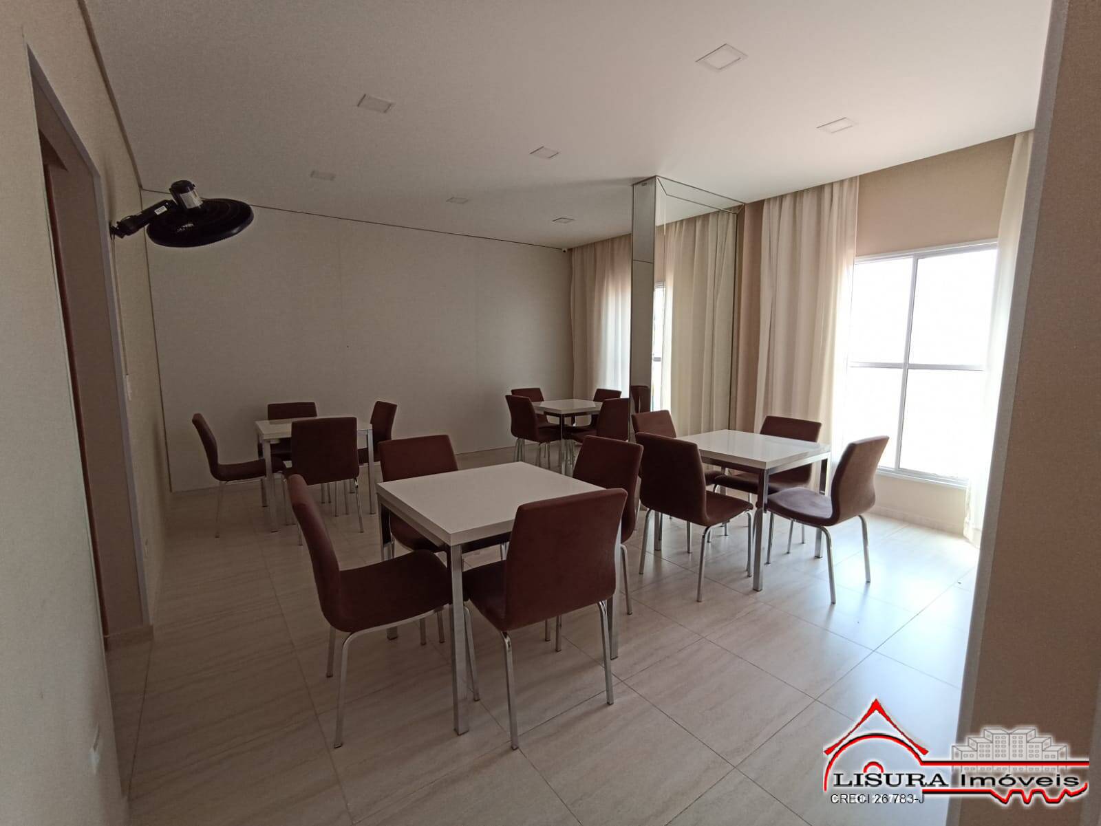 Apartamento à venda com 2 quartos, 66m² - Foto 29