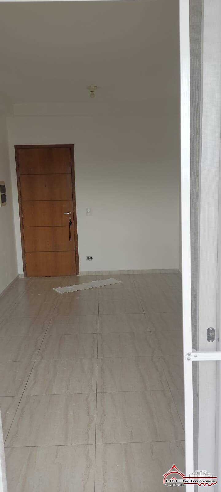 Apartamento à venda com 2 quartos, 66m² - Foto 1