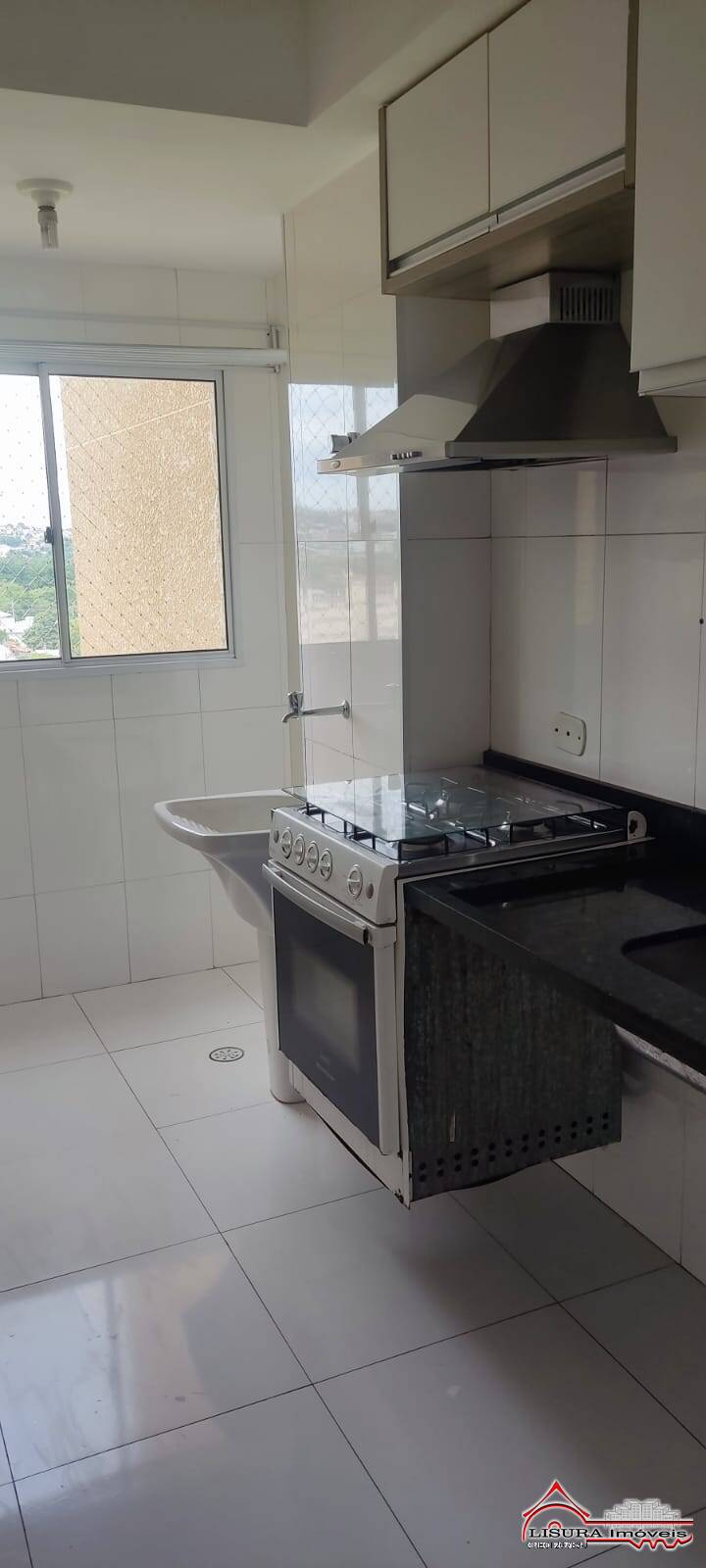 Apartamento à venda com 2 quartos, 66m² - Foto 3