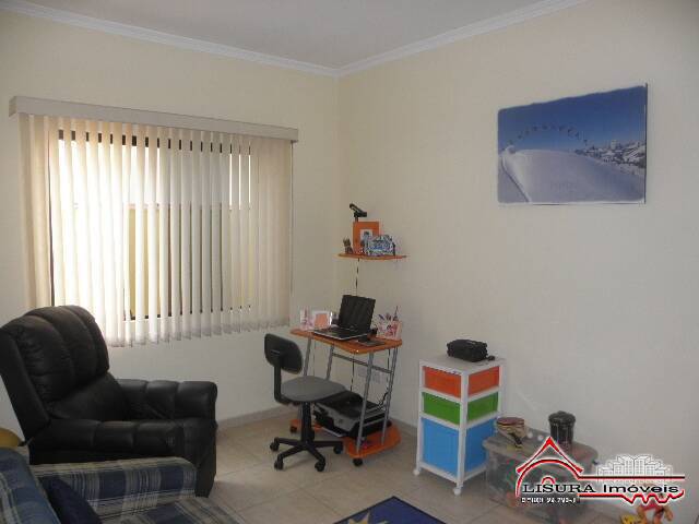 Casa de Condomínio à venda com 3 quartos, 180m² - Foto 19