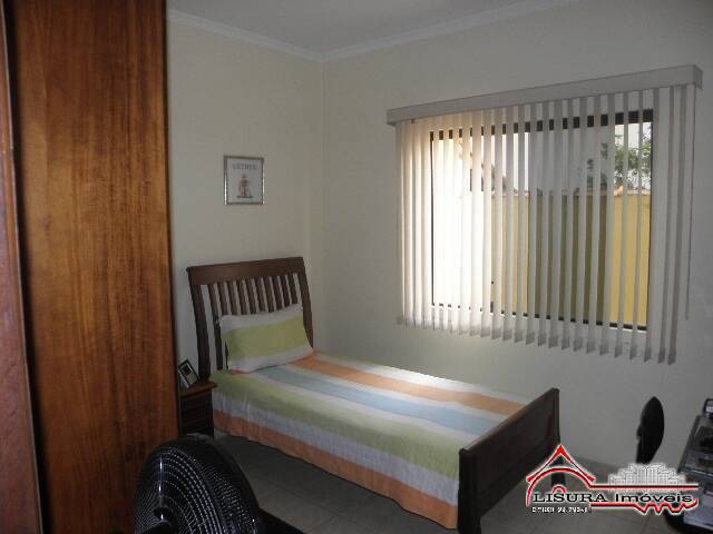 Casa de Condomínio à venda com 3 quartos, 180m² - Foto 27