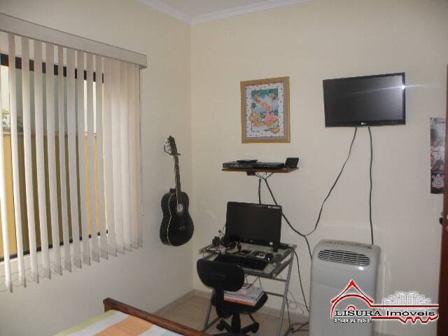 Casa de Condomínio à venda com 3 quartos, 180m² - Foto 29