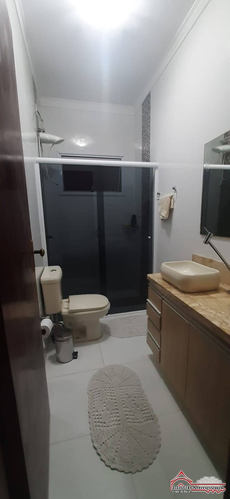 Casa à venda com 3 quartos, 200m² - Foto 18