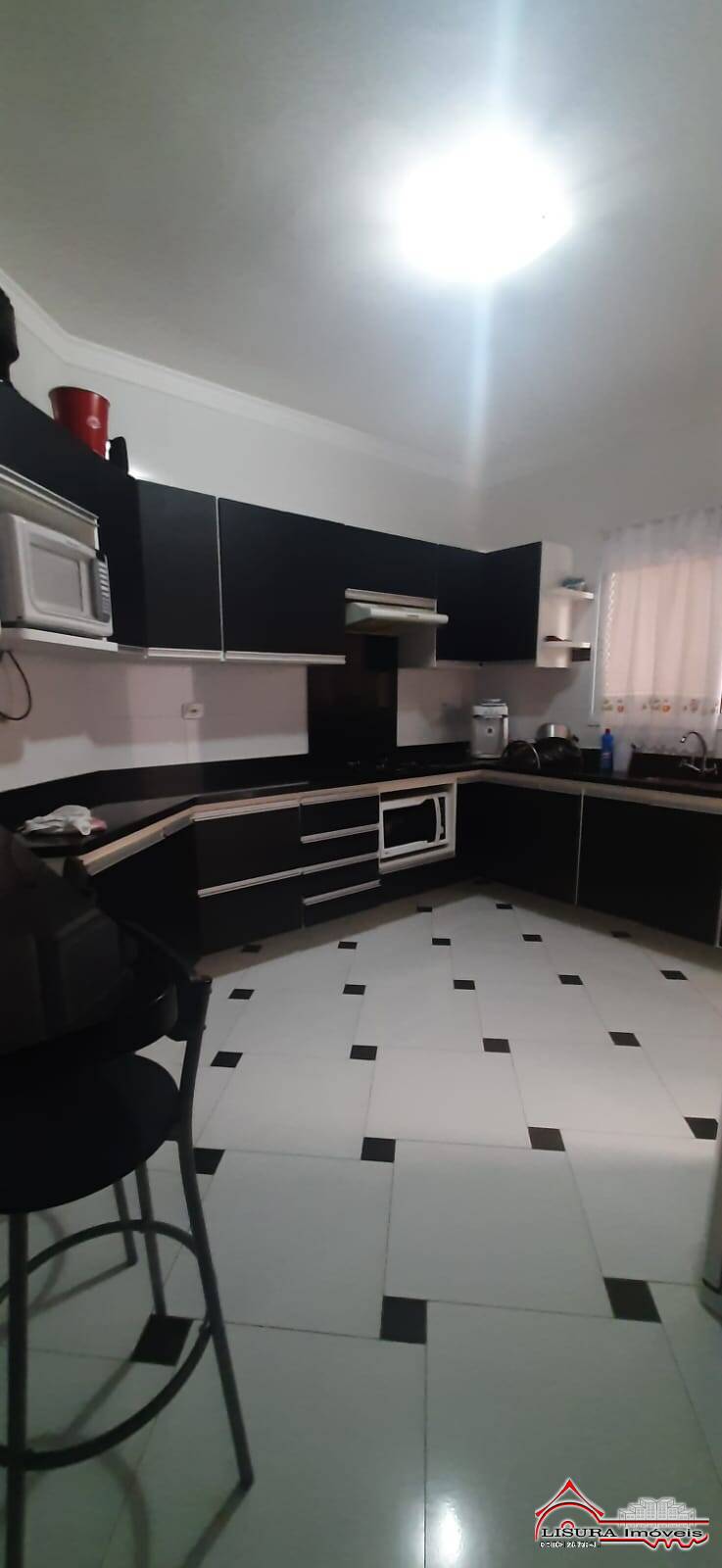 Casa à venda com 3 quartos, 200m² - Foto 7