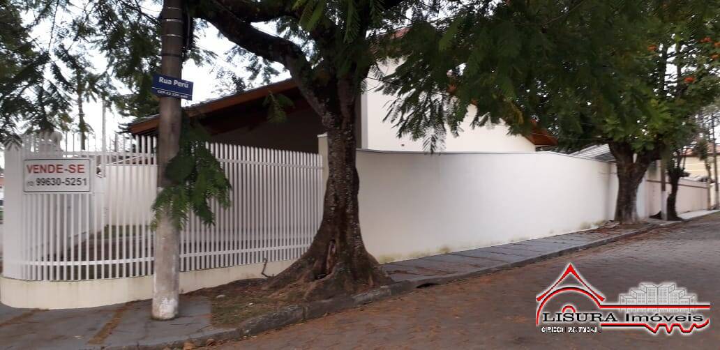 Casa à venda com 3 quartos, 11m² - Foto 13