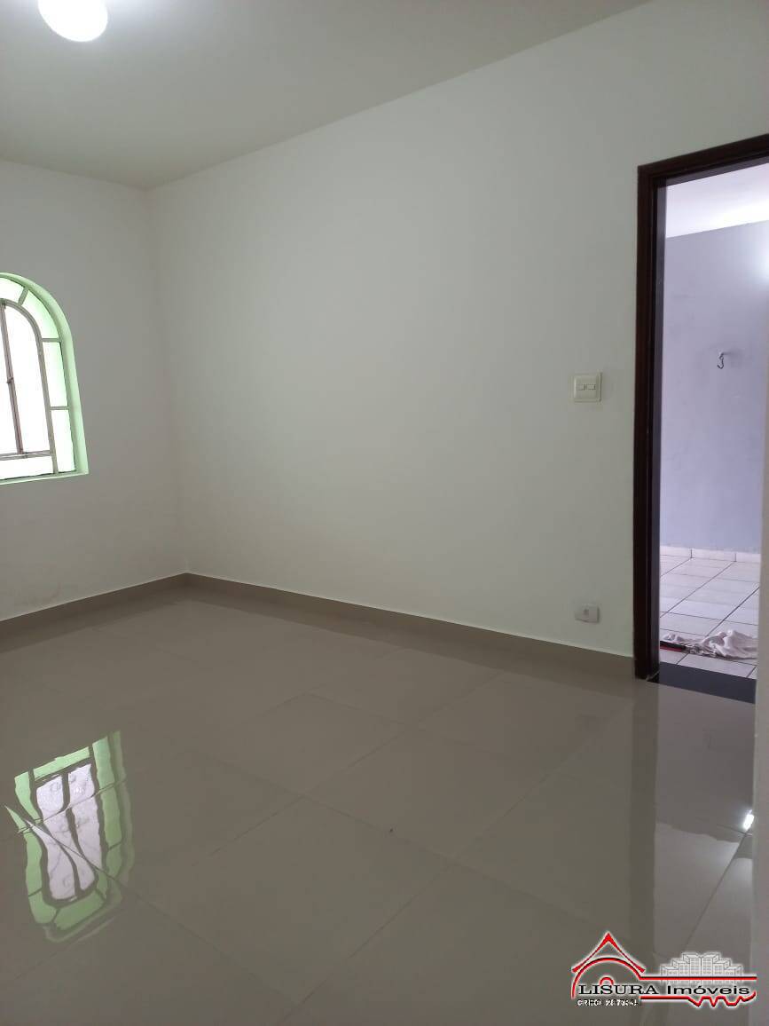 Casa à venda com 2 quartos, 175m² - Foto 5