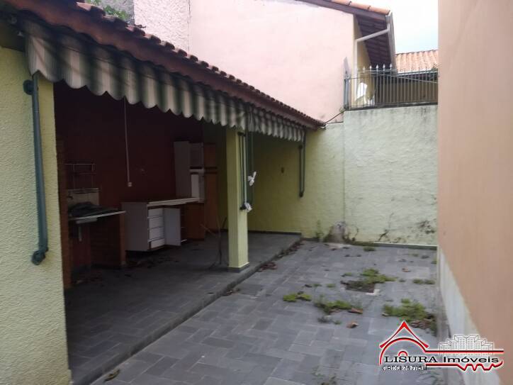 Casa à venda com 4 quartos, 250m² - Foto 20