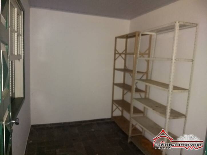 Casa à venda com 4 quartos, 250m² - Foto 26