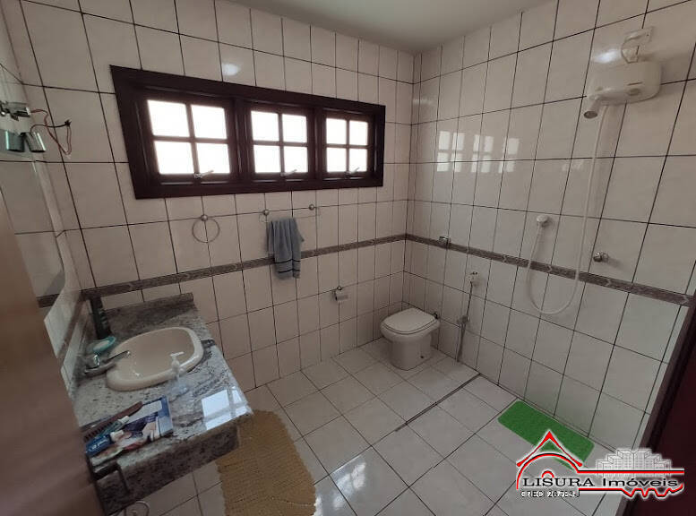 Casa de Condomínio à venda com 3 quartos, 384m² - Foto 13