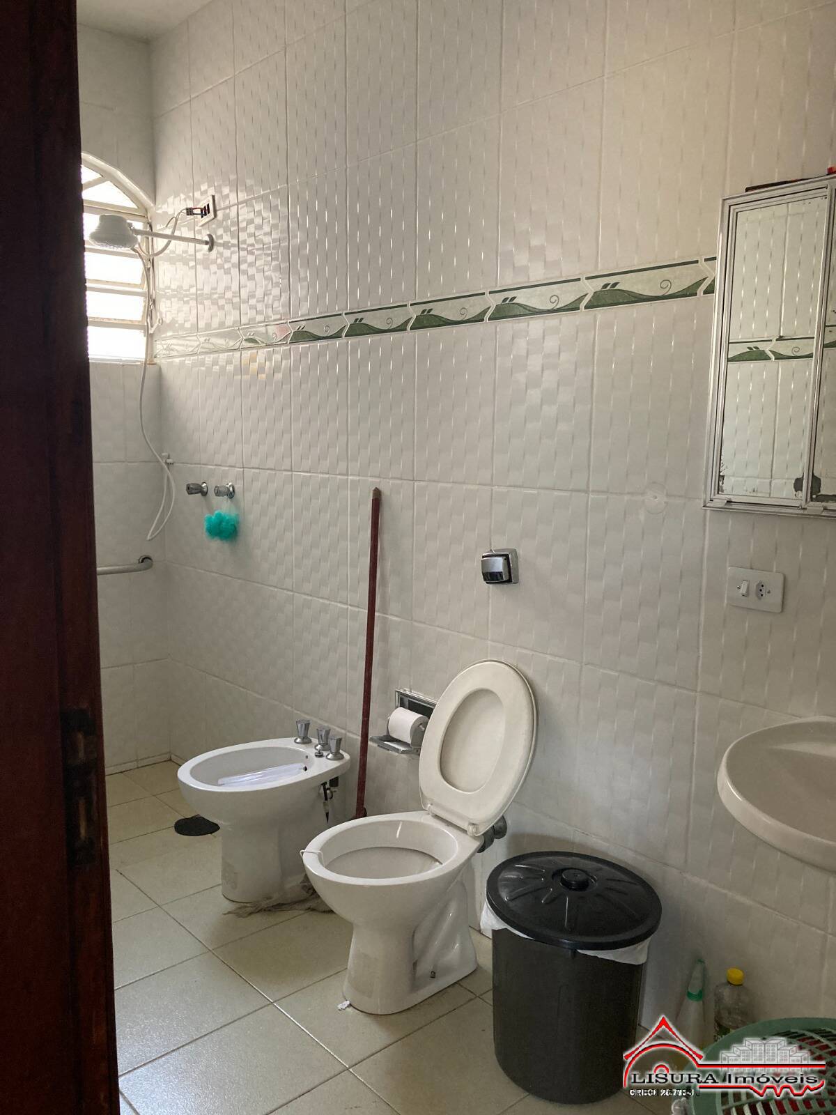 Casa à venda com 3 quartos, 266m² - Foto 28