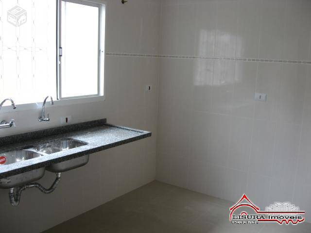 Casa à venda com 3 quartos, 150m² - Foto 14