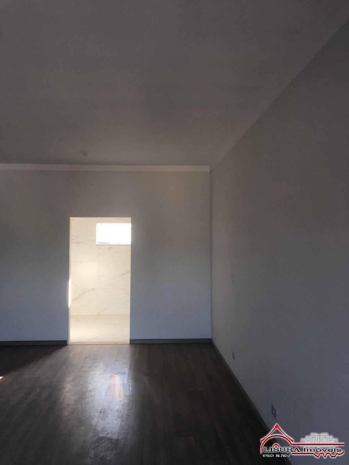 Casa à venda com 3 quartos, 240m² - Foto 5