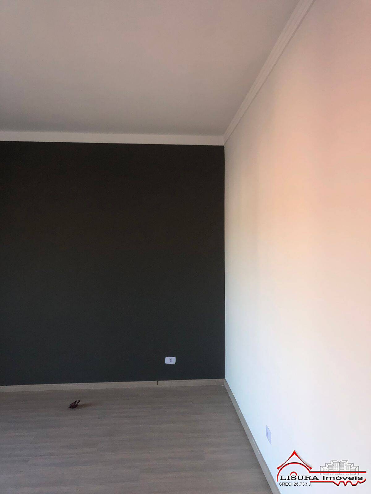 Casa à venda com 3 quartos, 240m² - Foto 4