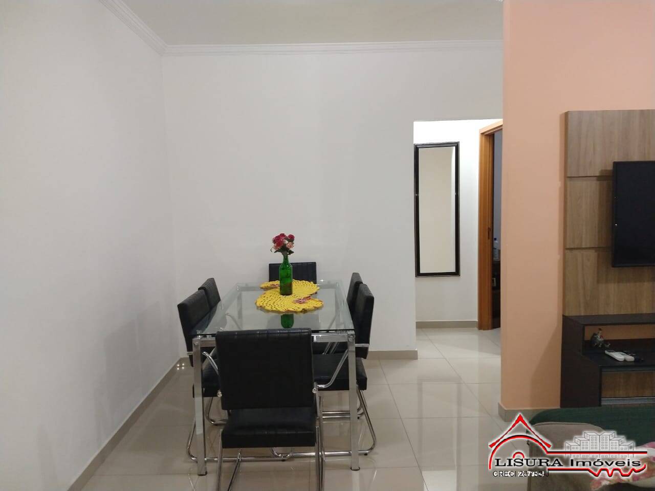 Apartamento à venda com 2 quartos, 69m² - Foto 2