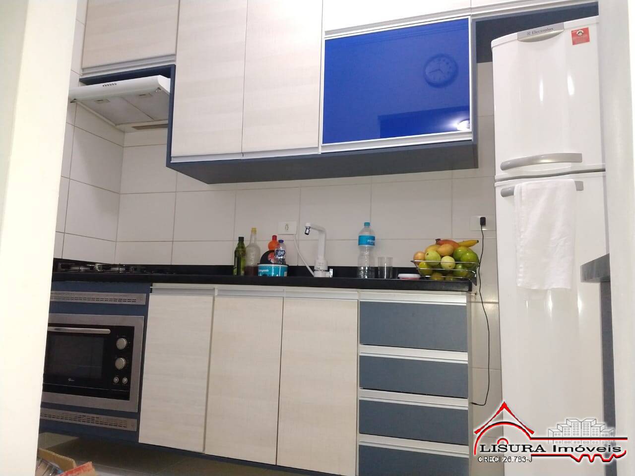 Apartamento à venda com 2 quartos, 69m² - Foto 9