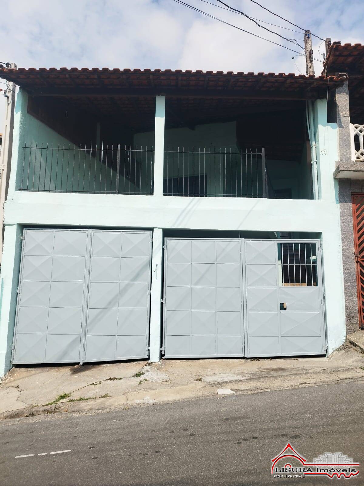 Casa à venda com 2 quartos, 131m² - Foto 2