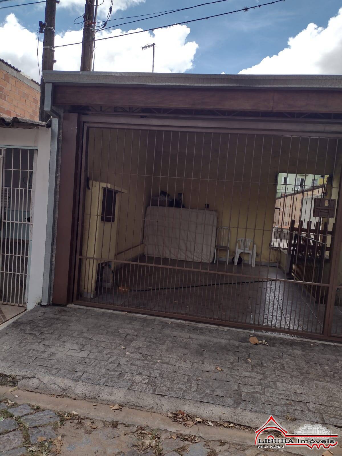 Casa à venda com 2 quartos, 120m² - Foto 2