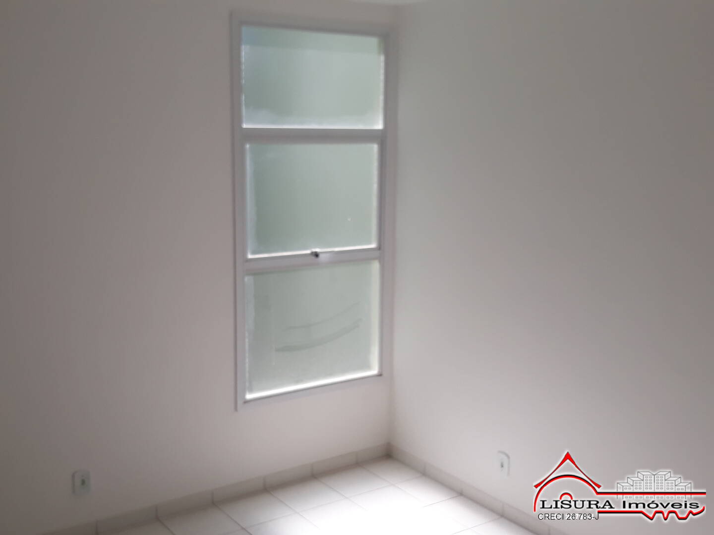 Apartamento à venda com 2 quartos, 48m² - Foto 2