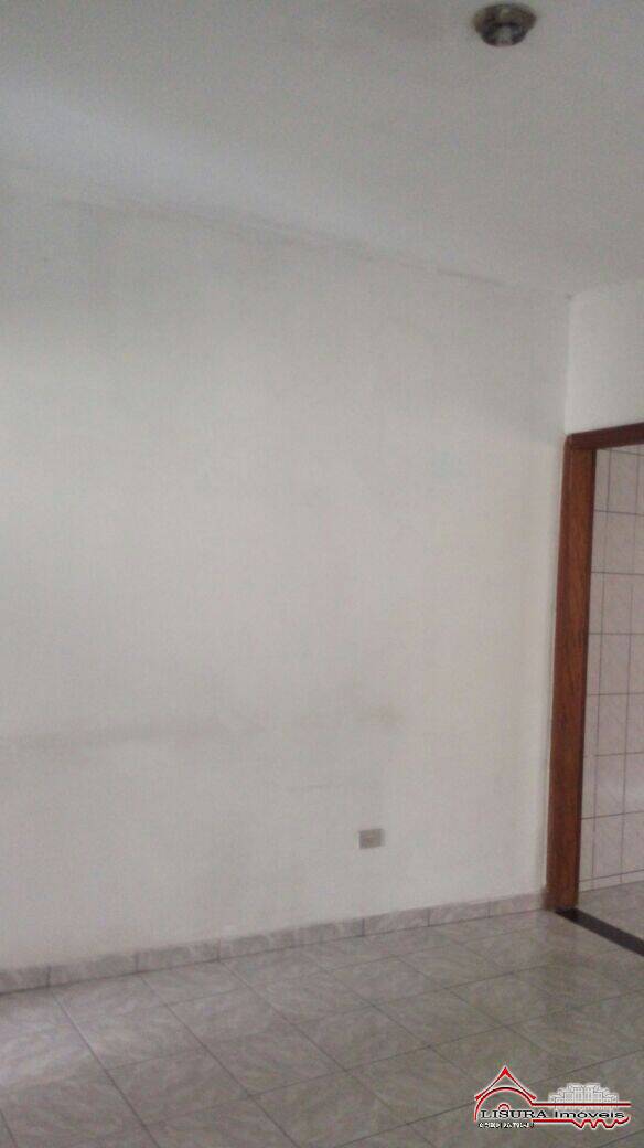 Casa à venda com 2 quartos, 80m² - Foto 2