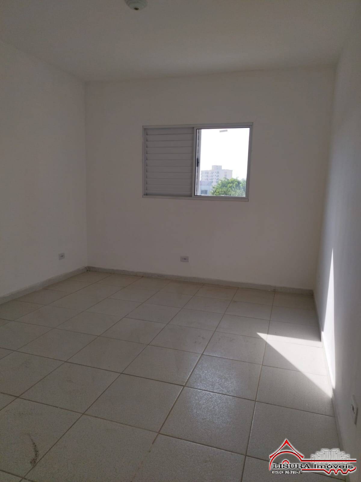 Apartamento para alugar com 2 quartos, 60m² - Foto 10