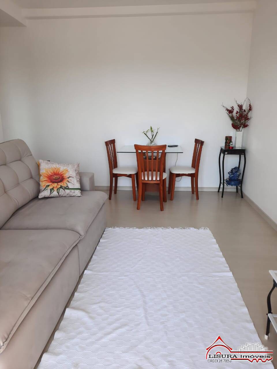 Apartamento à venda com 2 quartos, 62m² - Foto 3