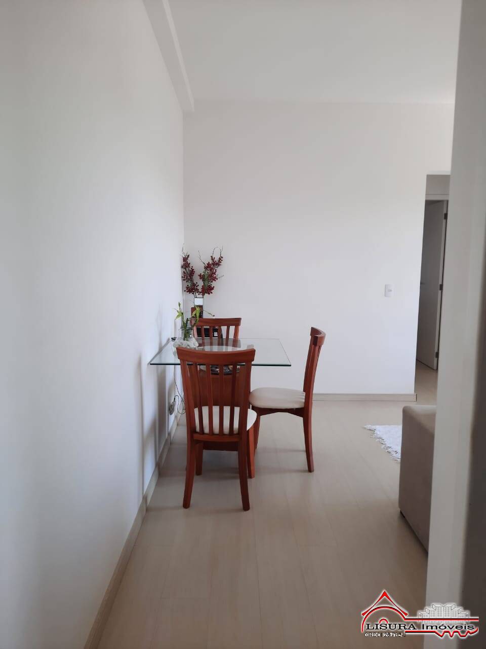 Apartamento à venda com 2 quartos, 62m² - Foto 6