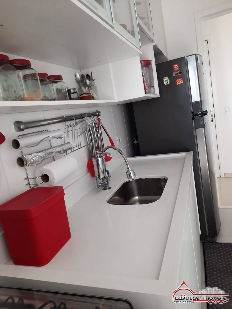 Apartamento à venda com 2 quartos, 62m² - Foto 10