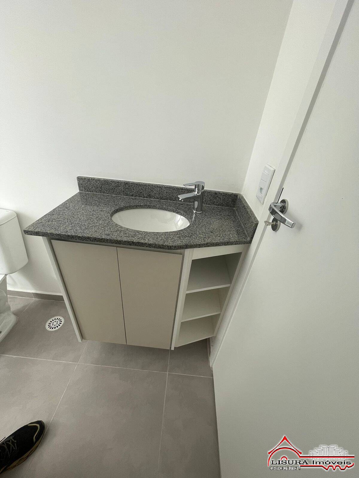 Apartamento à venda com 3 quartos, 101m² - Foto 19