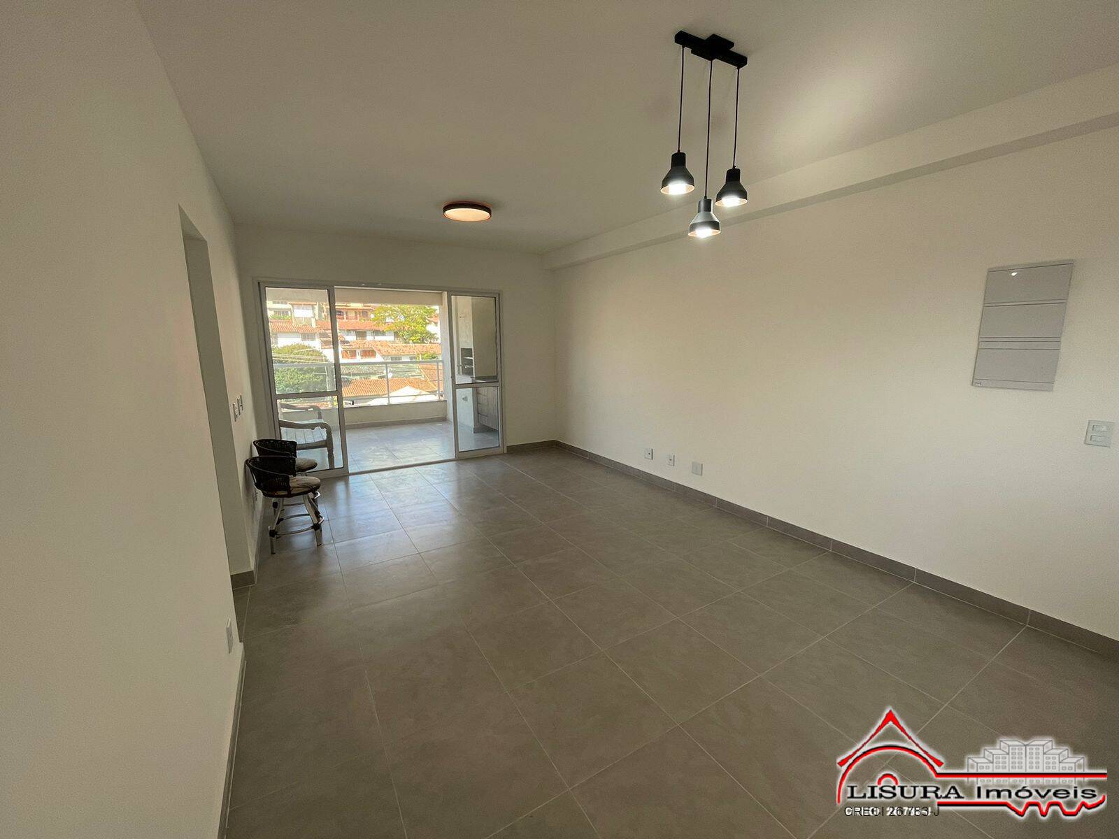 Apartamento à venda com 3 quartos, 101m² - Foto 4