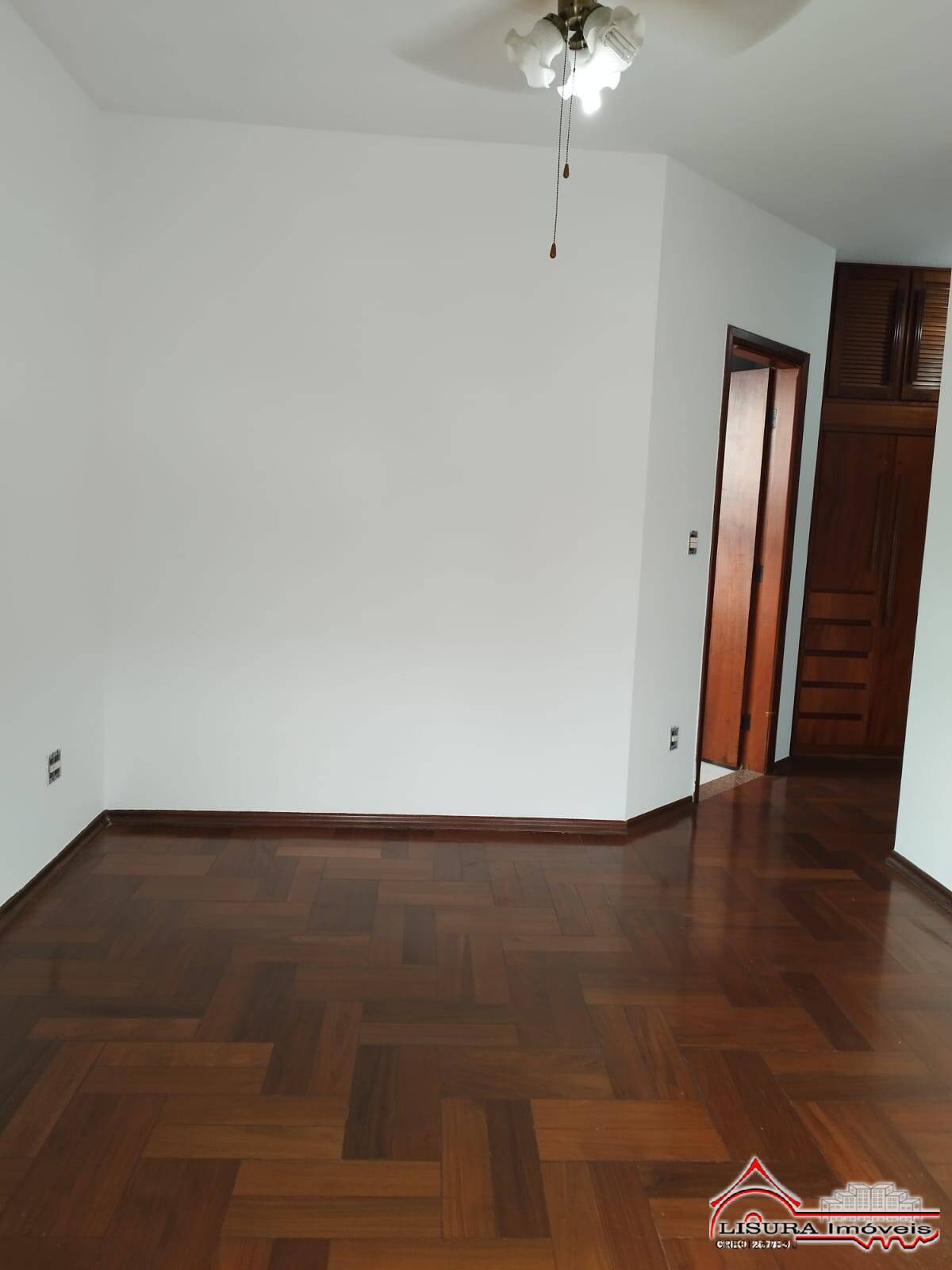 Apartamento para alugar com 3 quartos, 90m² - Foto 4