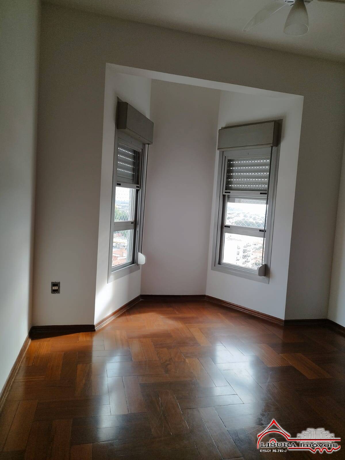 Apartamento para alugar com 3 quartos, 90m² - Foto 3