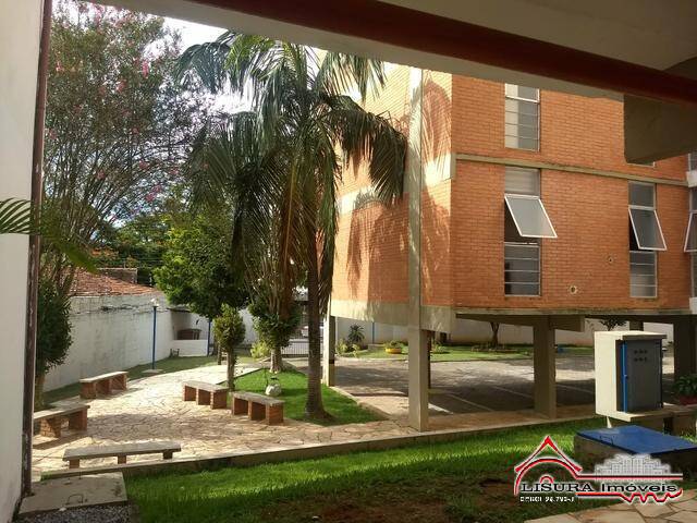 Apartamento à venda com 2 quartos, 56m² - Foto 11