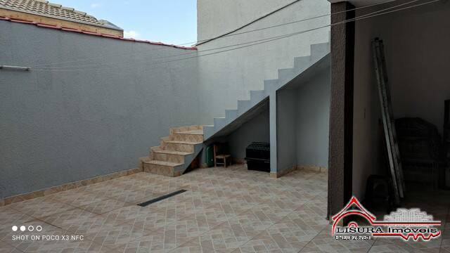 Casa à venda com 3 quartos, 130m² - Foto 25