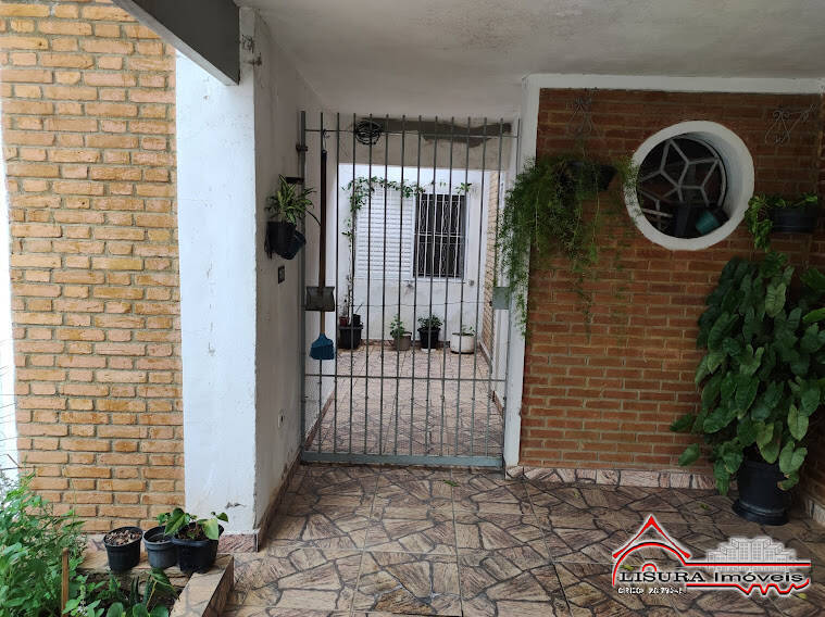 Casa à venda com 3 quartos, 149m² - Foto 3