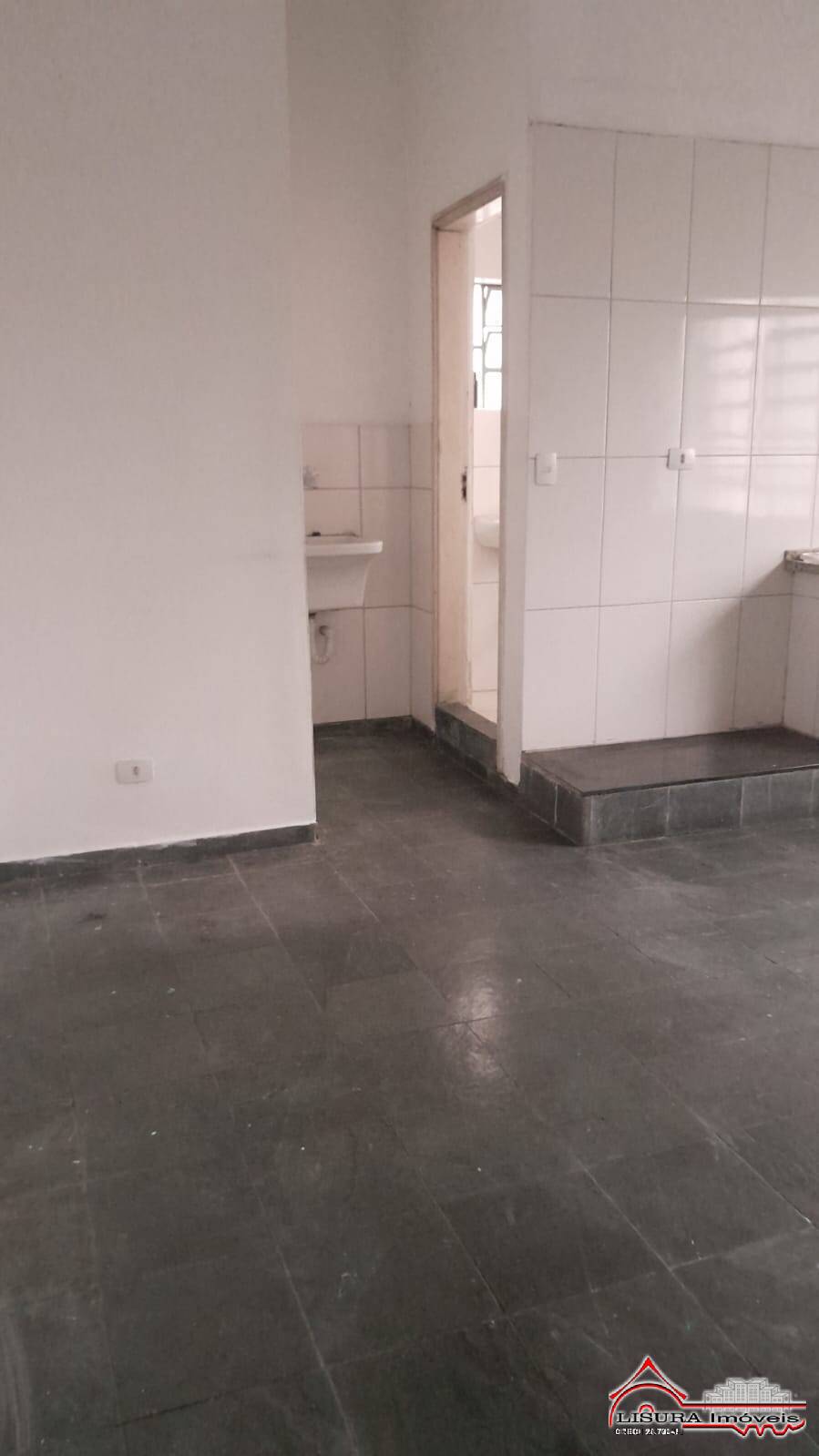 Casa para alugar com 1 quarto, 40m² - Foto 5